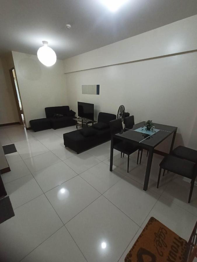 Aparthotel Acacia Estates Taguig à Manille Extérieur photo